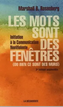 Les mots sont des fenêtres ou bien ce sont des murs est, de mon point de vue, un livre incontournable de la Communication Non Violente (CNV). Il explique avec clarté les principes fondamentaux, illustrés par des exemples vivants et des dialogues inspirés de la vie réelle, offrant ainsi des outils précieux pour une communication empreinte d'empathie et de respect.